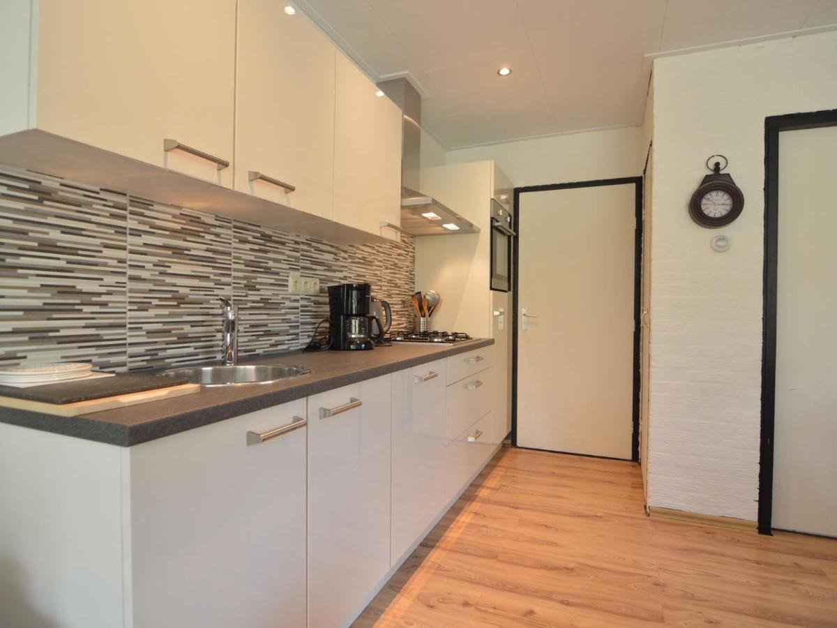 Holiday Home With Large Terrace Stramproy Екстер'єр фото