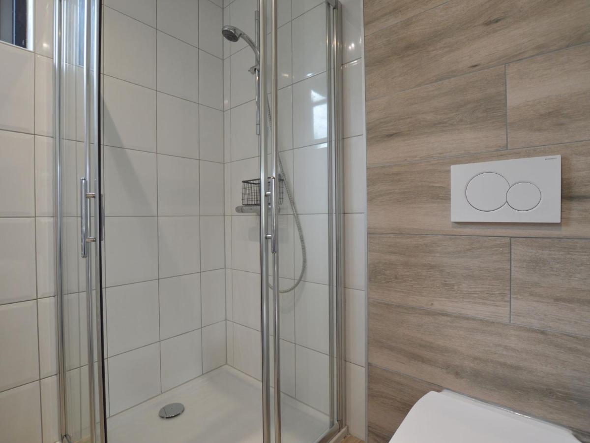 Holiday Home With Large Terrace Stramproy Екстер'єр фото